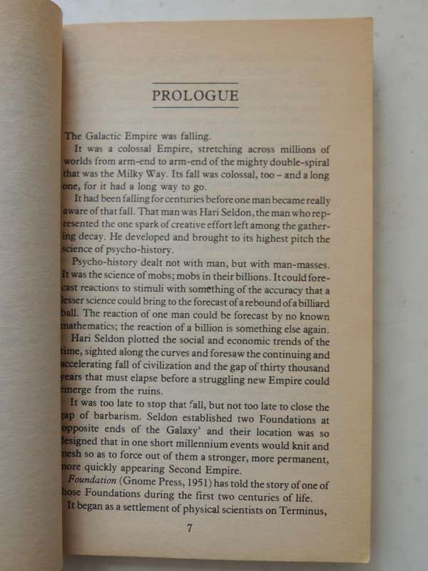 Foundation & Empire - Book 2 of the Foundation Saga- Isaac Asimov