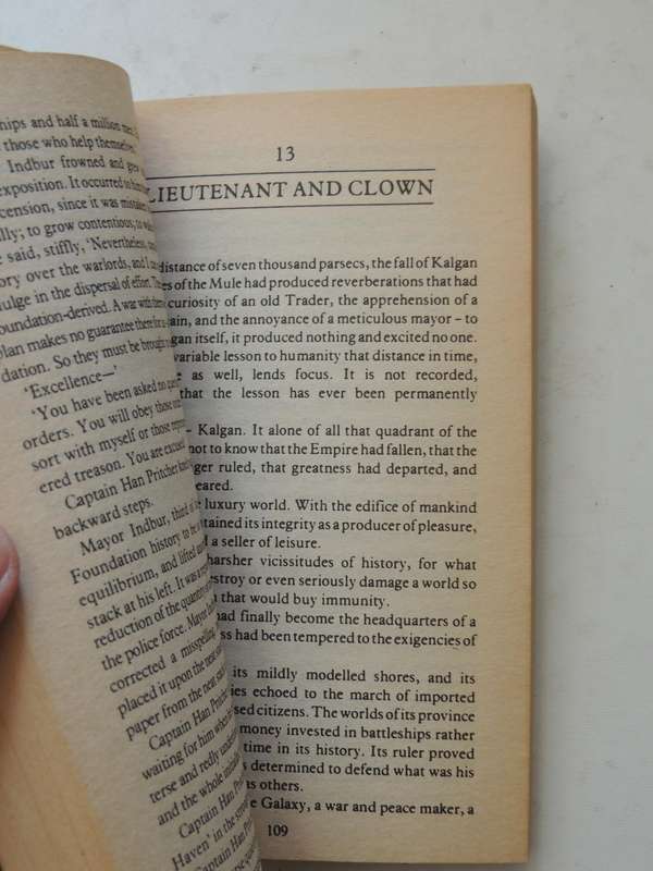 Foundation & Empire - Book 2 of the Foundation Saga- Isaac Asimov