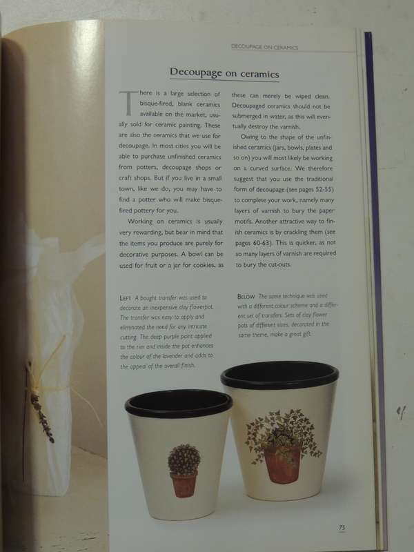 Decoupage: A Practical Step-By-StepGuide - Tracy Boomer & Deborah Morbin