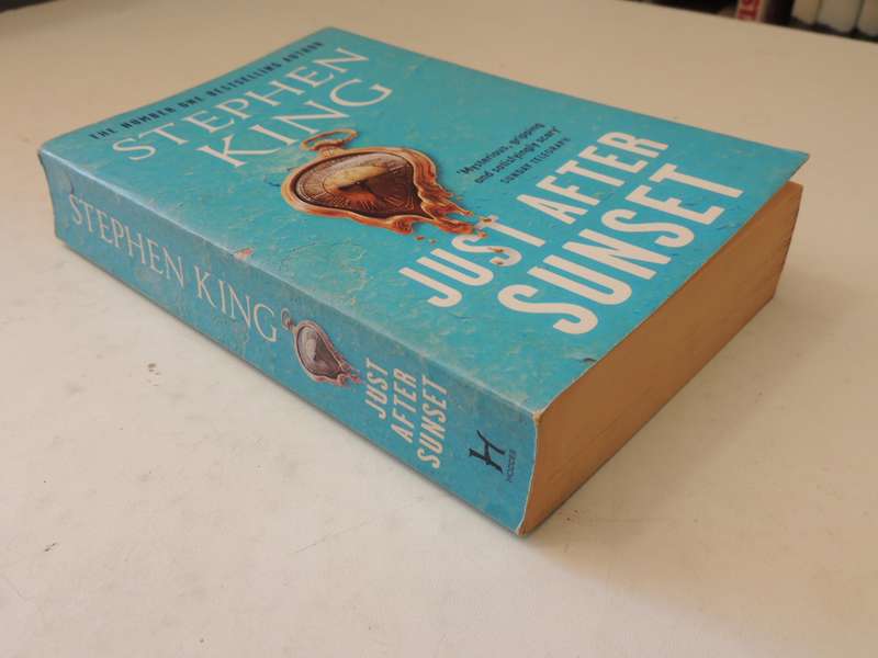 Just After Sunset - Stephen King