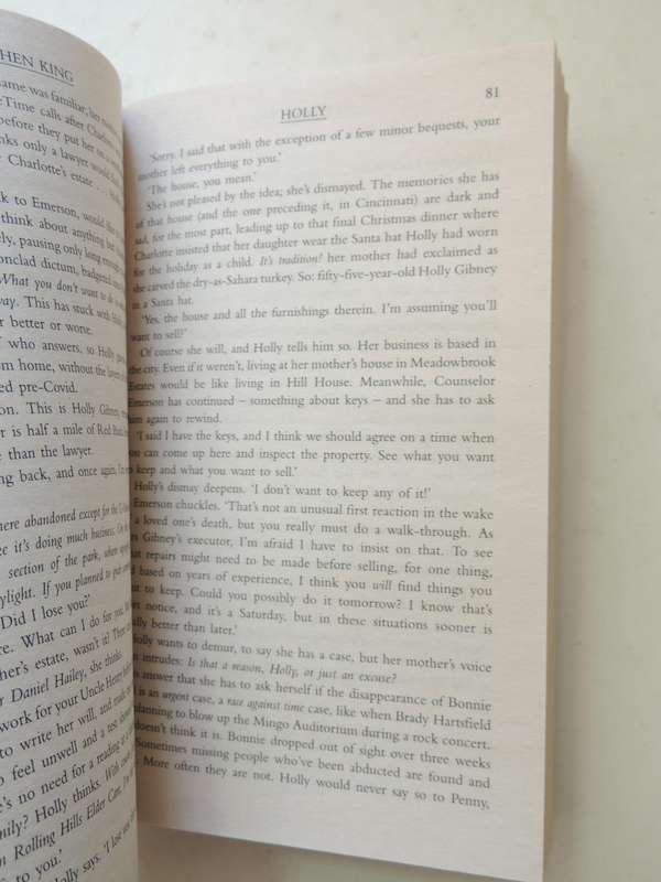 Holly  - Stephen King
