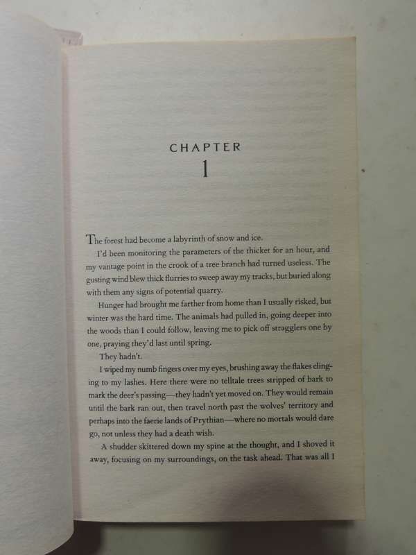 A Court Of Thorn And RosesSarah J. Maas