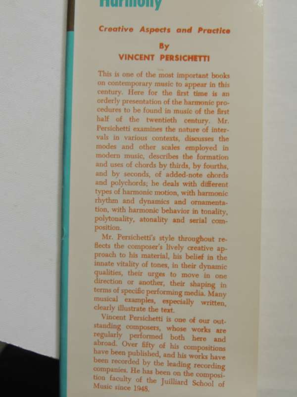 Twentieth-Century Harmony: Creative Aspects And Practice - Vincent Persichetti