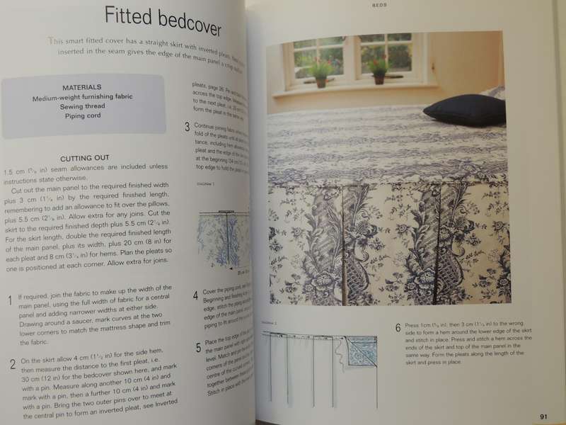 Soft Furnishings: Over 50 Easy-To-Make Designs For Beds, Chairs, Tables And Windows- Chris Jefferys