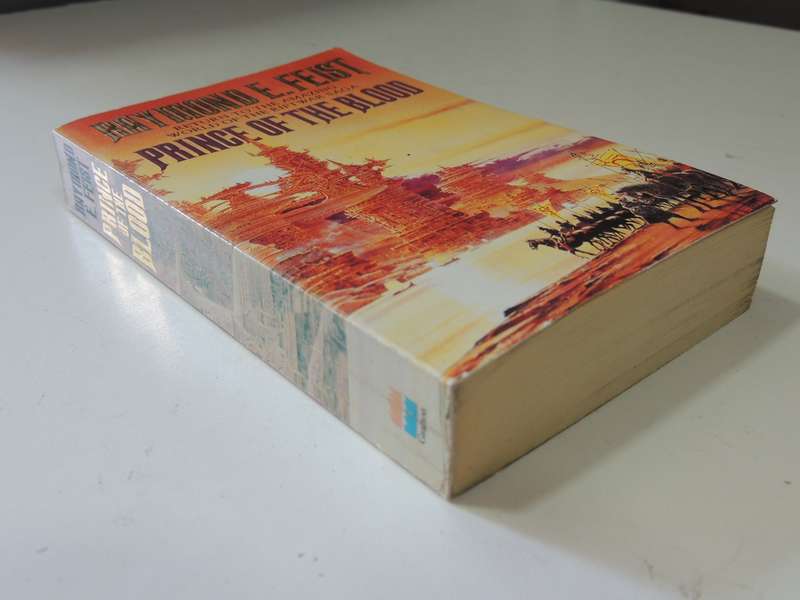 Prince Of The Blood - Raymond E. Feist