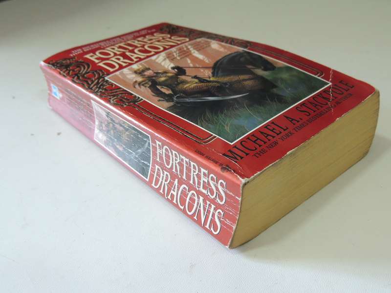 Fortress Dracons - Michael A Stackpole