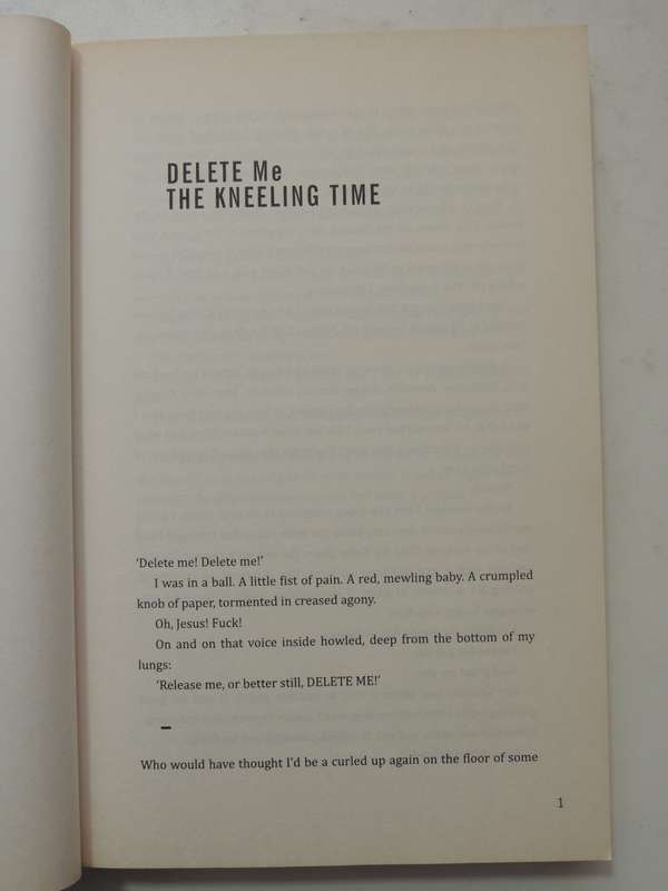 Hooked: Secrets and Highs of a Sober Addict - Melinda Ferguson
