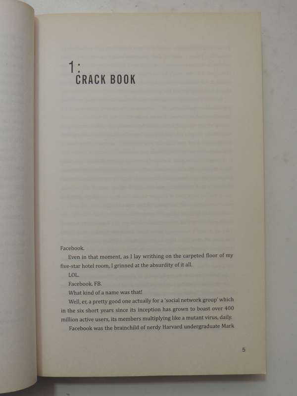 Hooked: Secrets and Highs of a Sober Addict - Melinda Ferguson
