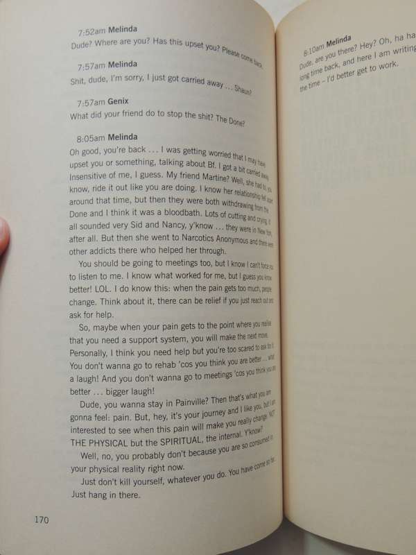 Hooked: Secrets and Highs of a Sober Addict - Melinda Ferguson