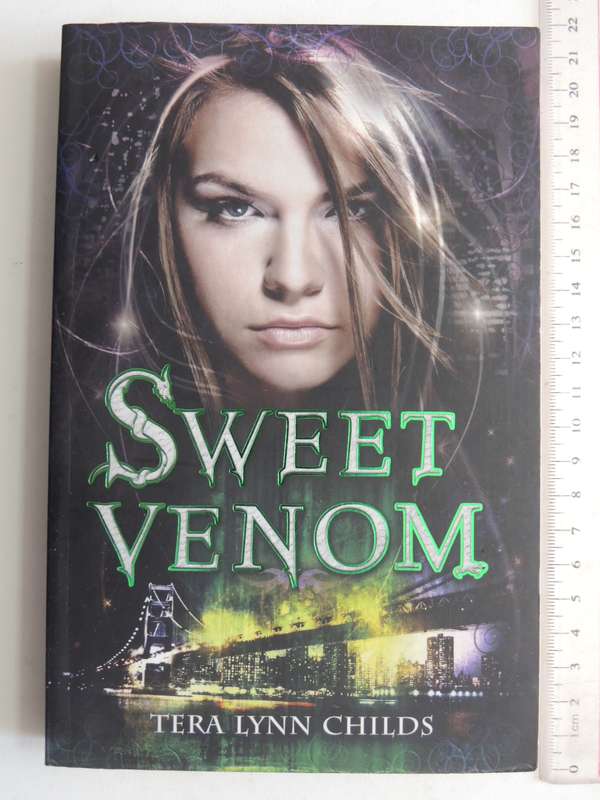 Sweet Venom - Tera Lynn Childs