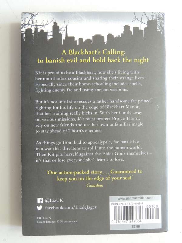 Banished - The Blackhart Legacy: Book One - Liz De Jager