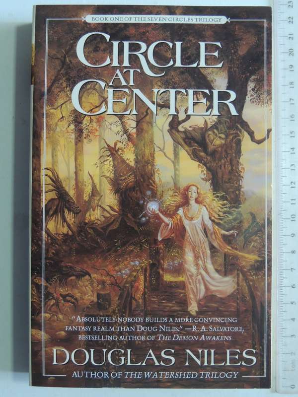 Circle at the Center -  Douglas Niles