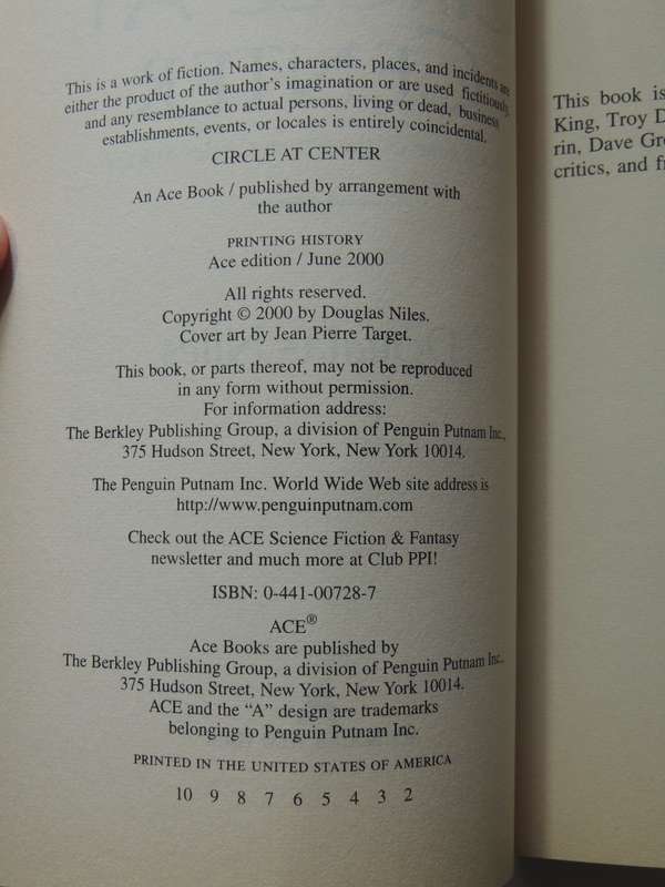 Circle at the Center -  Douglas Niles