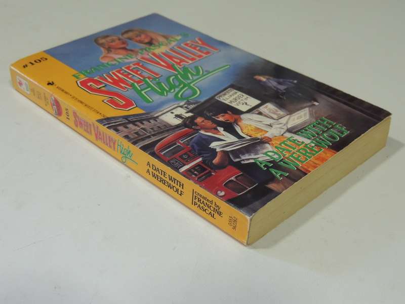 Sweet Valley High 105 - A Date With The Werewolf- Francine Pascals