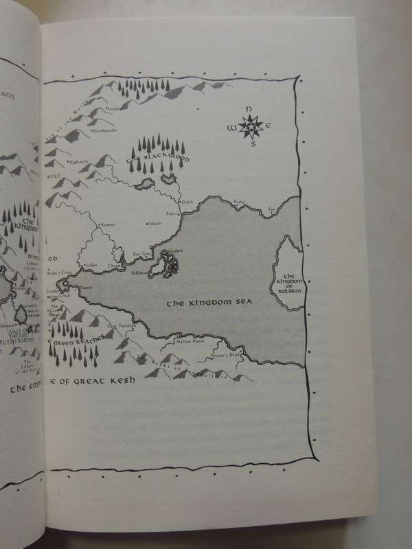 Into a Dark Realm - The DarkWar Book 2 - Raymond E Feist   HC