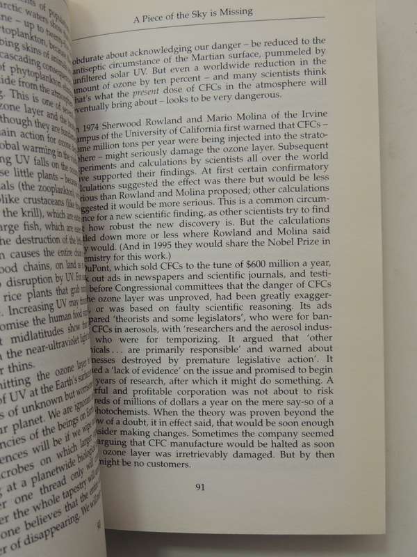 Billions & Billions - Thoughts Of Life And Death At The Brink Of The Millennium- Carl Sagan