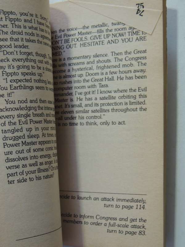 War with the Evil Power Master - Choose Your Own Adventure 37 - R.A. Montgomery  1984