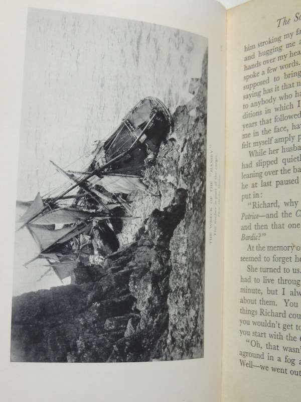 Heroes Of British Lifeboats - Gerda Shairer & Egon Jameson