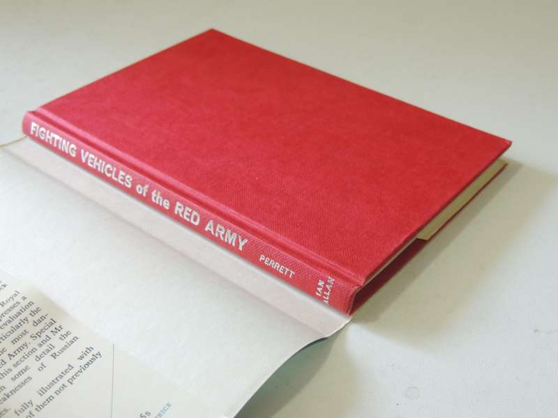 Fighting Vehicles Of The Red Army - B. Perrett