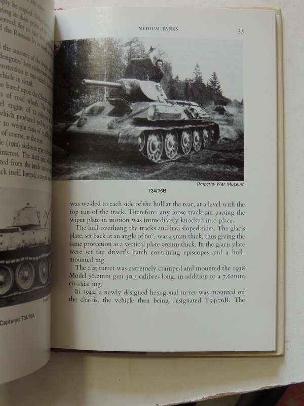 Fighting Vehicles Of The Red Army - B. Perrett