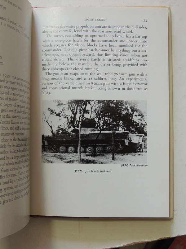 Fighting Vehicles Of The Red Army - B. Perrett
