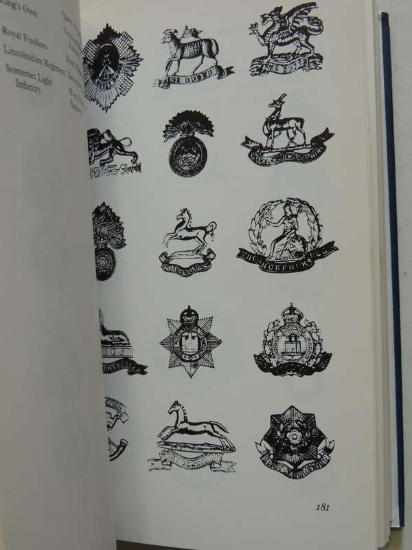 Military Badge Collecting (New & Revised Sixth Edition)John Gaylor