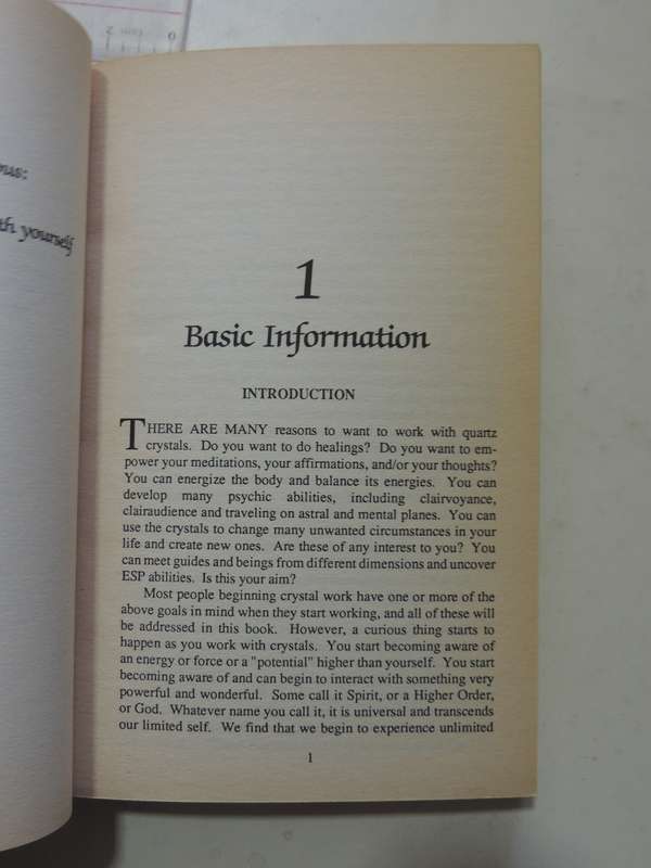 The Complete Crystal Guide Book - Uma Silbey