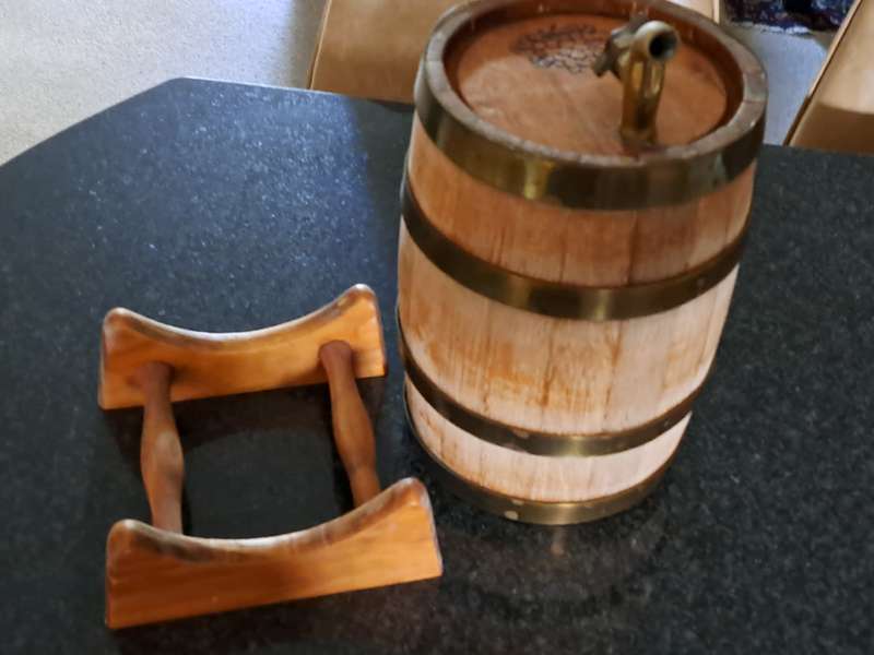 Vintage Oak Wine Keg (small)