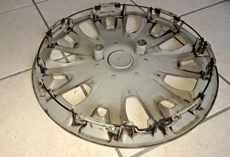 Ford Hub Cap x1