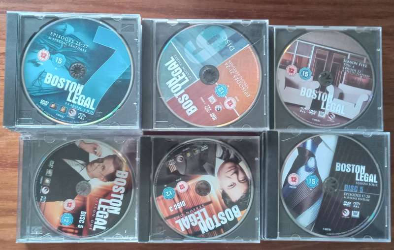 Boston Legal (Seasons 1-5 Complete, 27 DVDs)
