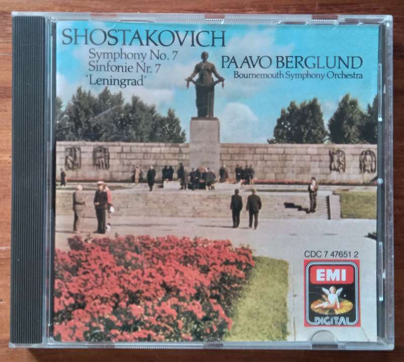 Shostakovich: Symphony No. 7 (Berglund)