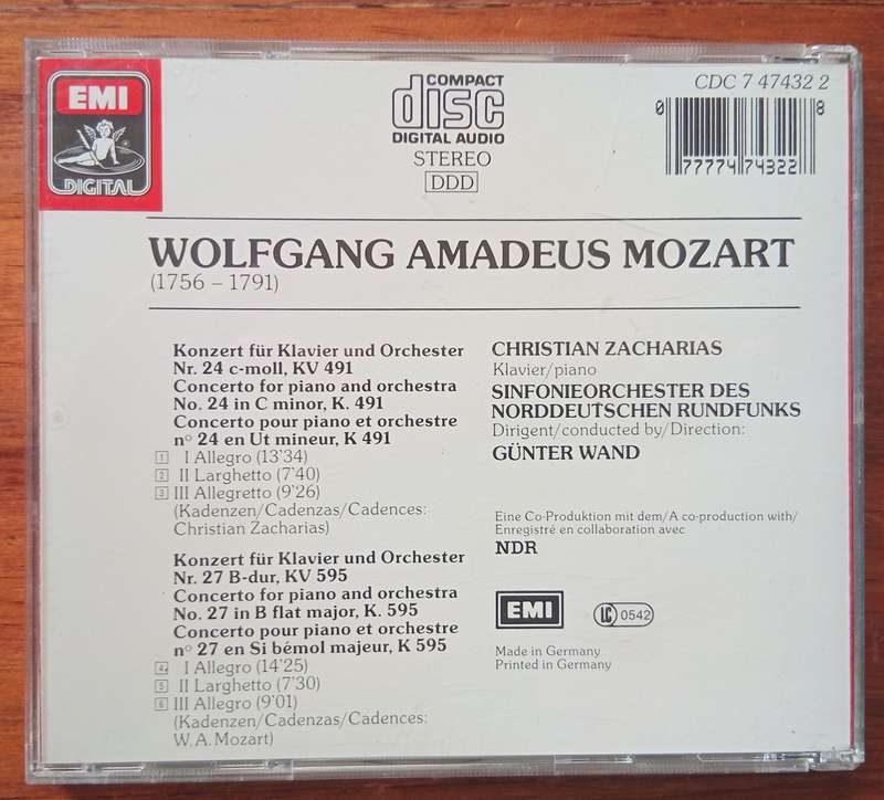 Mozart: Piano Concertos Nos. 24 & 27 (Zacharias)