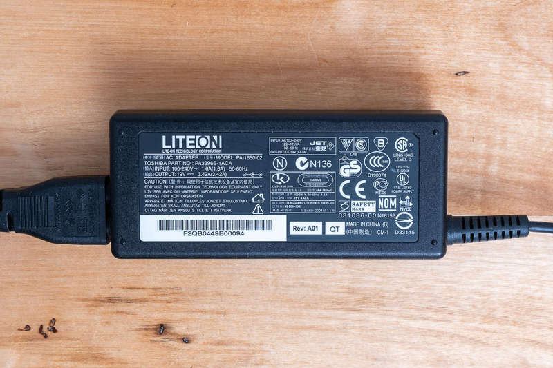 Original Toshiba PA3396E-1ACA/PA-1650-02 65W 19v 3.42A Laptop Charger/Power Adapter