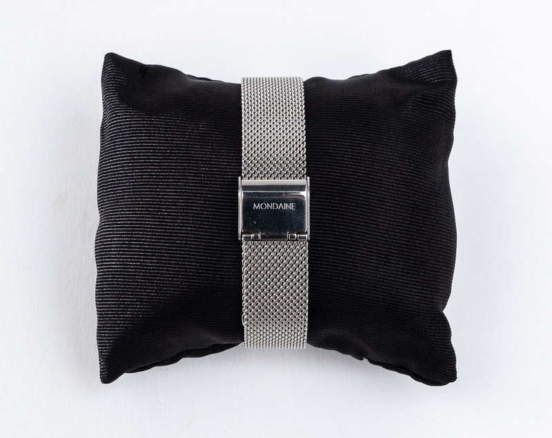 Ladies Mondaine Helvetica No1 Regular White MH1.R1210.SM *SWISS* *SAPPHIRE CRYSTAL*