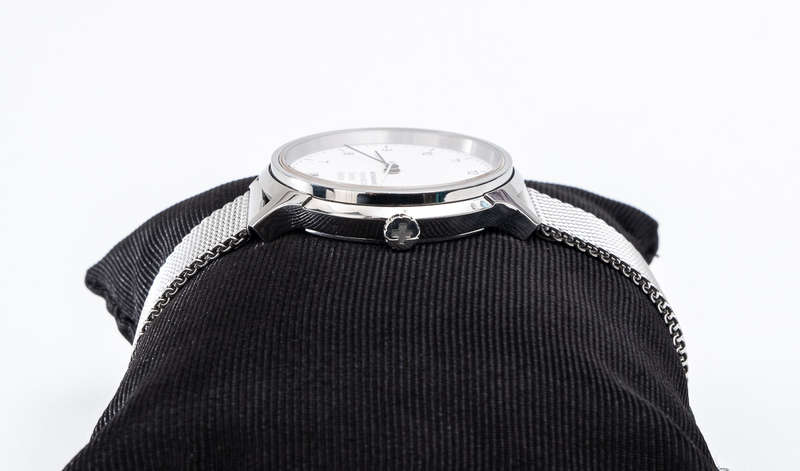 Ladies Mondaine Helvetica No1 Regular White MH1.R1210.SM *SWISS* *SAPPHIRE CRYSTAL*