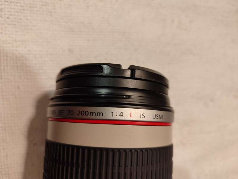 Canon EF 70-200mm F4 L IS USM With Original Lens Hood & Tripod Bracket