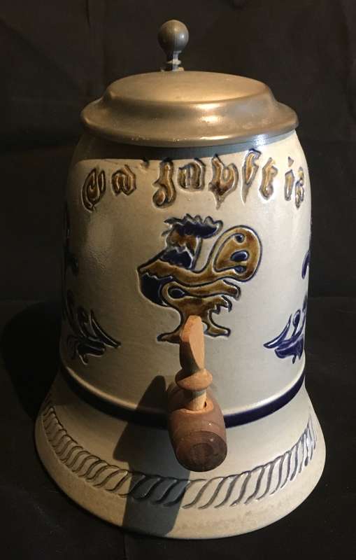 Vintage Gerzit Gerz beer stein rooster keg with wood spigot tap