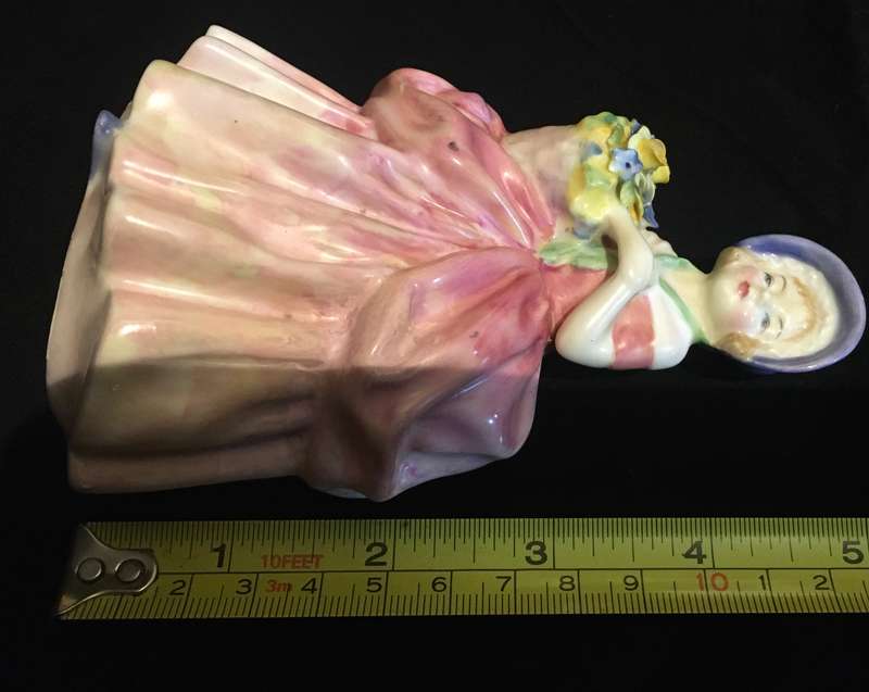 Royal Doulton Figurine Cissie HN1809 Bone China