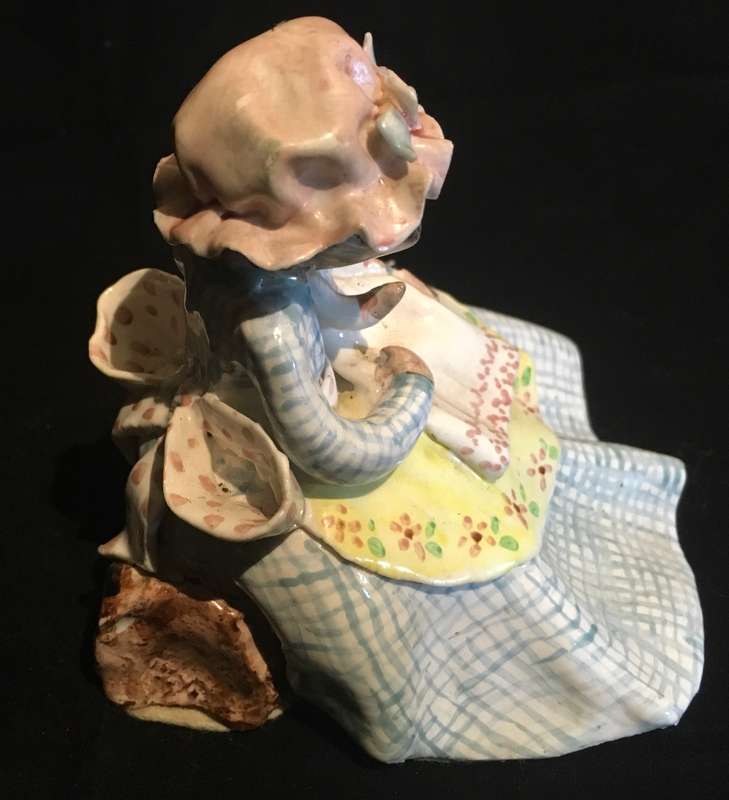Porcelain mother and baby mouse