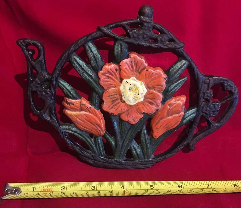Cast Iron Vintage Teapot shaped Trivet/Pot stand