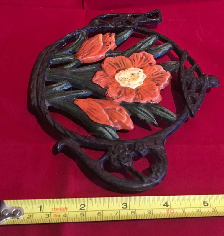 Cast Iron Vintage Teapot shaped Trivet/Pot stand