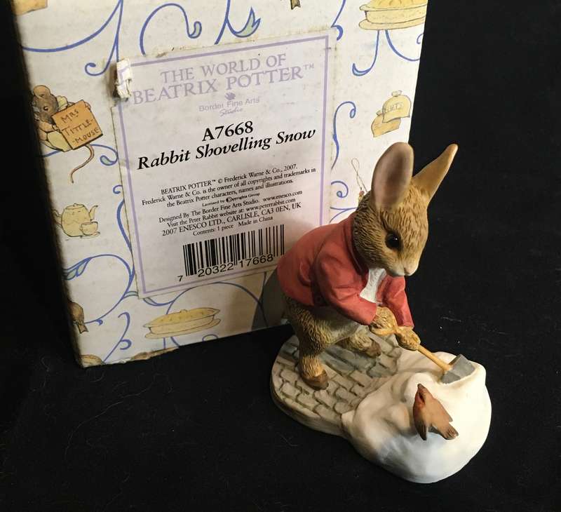 Beatrix Potter Peter Rabbit Shovelling Snow Figurine