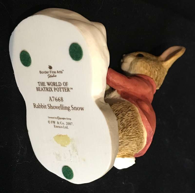 Beatrix Potter Peter Rabbit Shovelling Snow Figurine
