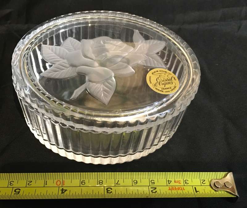 Crystal DArques frosted rose lidded trinket box