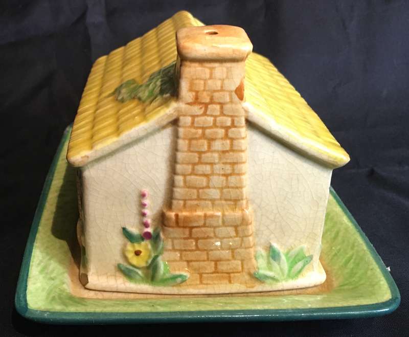 Marutomoware 1930s butter dish (Japan). Cottage house design