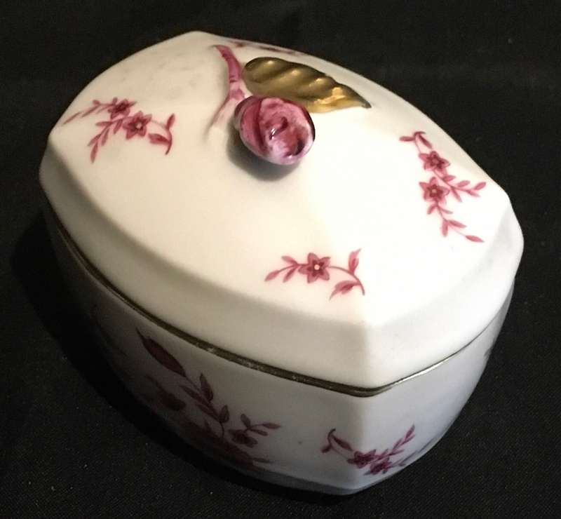 Trinket box