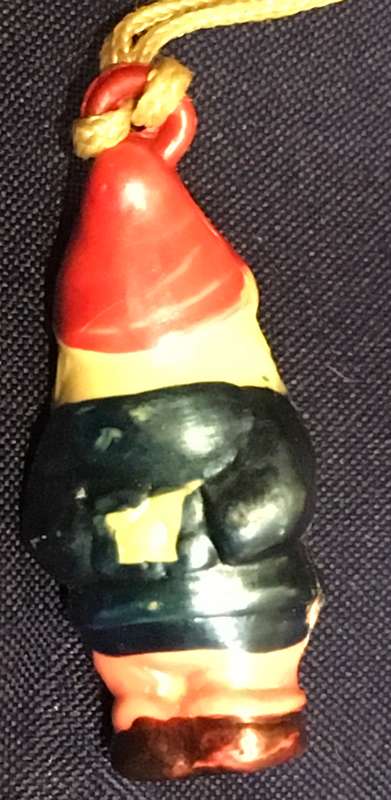 Dwarf Crackerjack celluloid charm