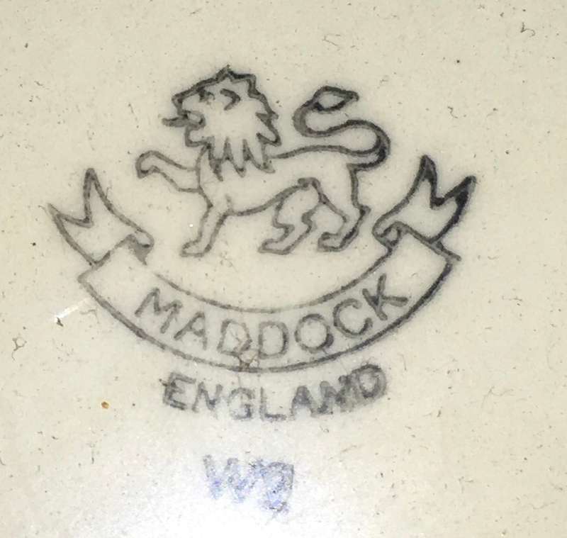 Maddock And Sons Royal Vitreous - Indian Tree England plate
