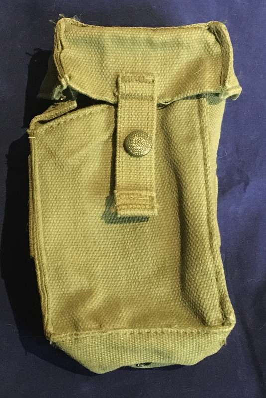 Magazine pouch