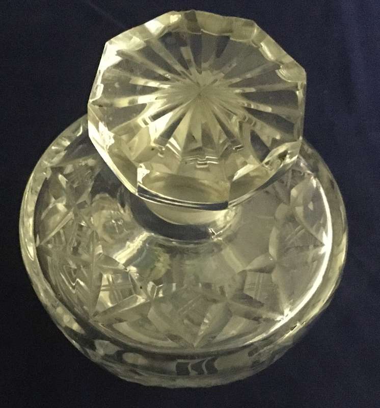 Perfume decanter